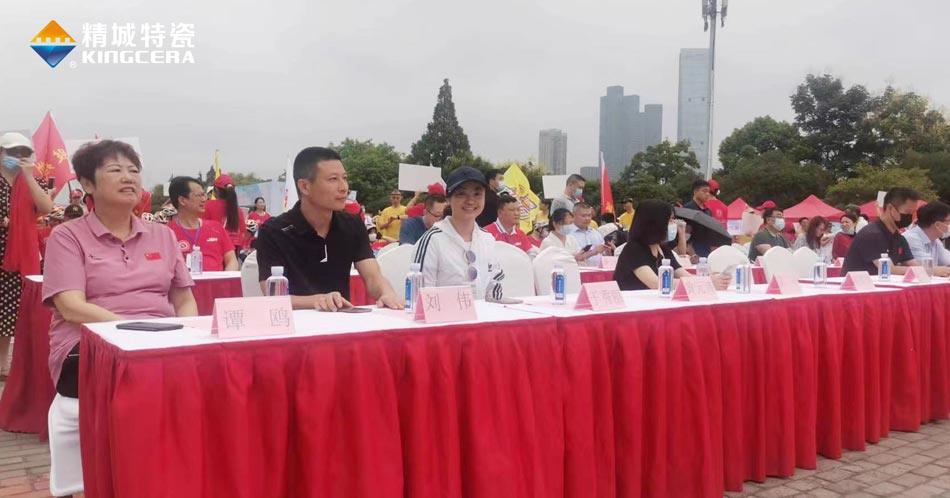 永利集团特瓷赞助并出席轮椅马拉松赛
